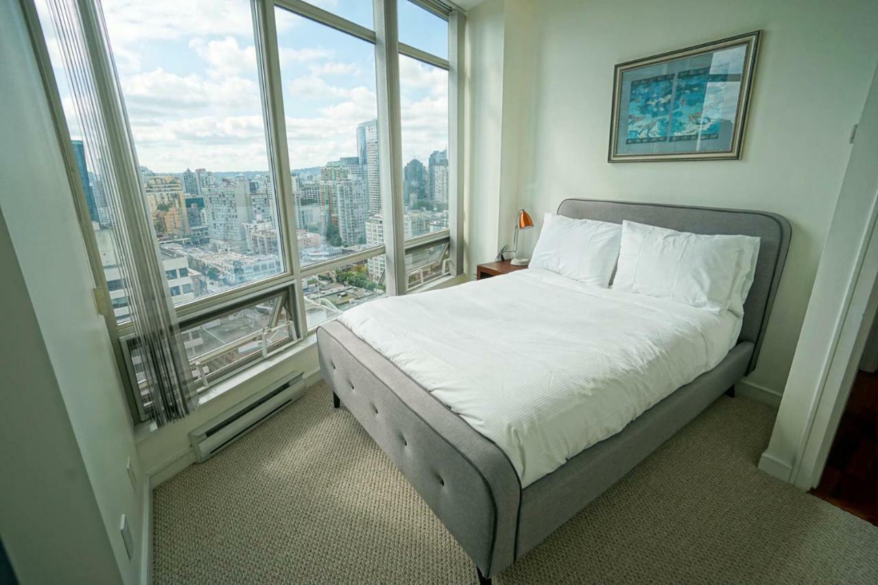 Dunowen Properties Apartment Vancouver Exterior photo